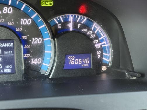 Red 2013 Toyota Camry Hybrid XLE