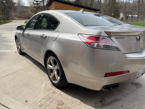 2010 Acura TL Technology