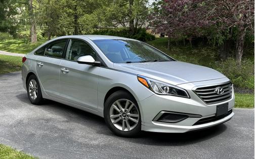 2016 Hyundai SONATA SE