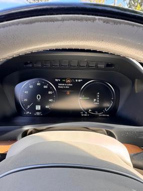 White 2019 Volvo XC90 Hybrid T8 Inscription