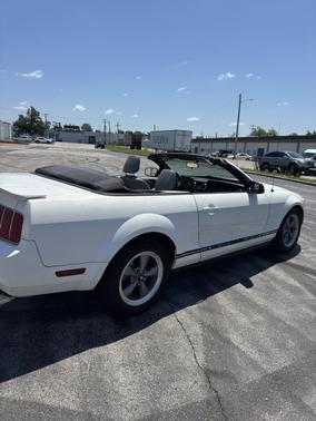 2008 Ford Mustang Base