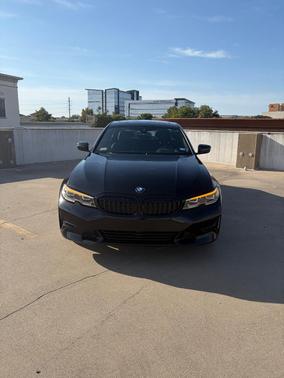 Black 2019 BMW 330 i