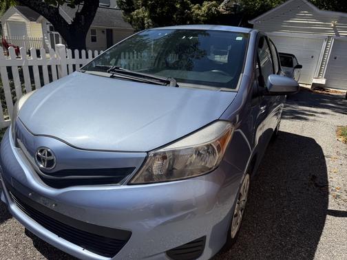 2014 Toyota Yaris L