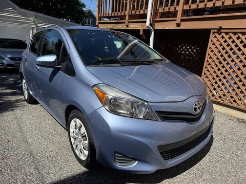 2014 Toyota Yaris L
