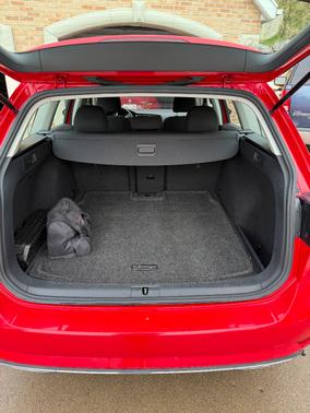 2018 Volkswagen Golf SportWagen TSI S