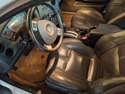 White 2004 Pontiac Grand Prix GT2