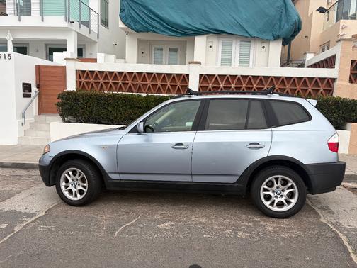 2005 BMW X3 2.5i