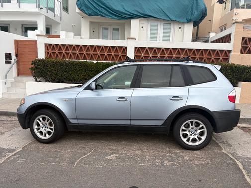 2005 BMW X3 2.5i