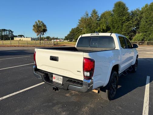 White 2023 Toyota Tacoma SR5