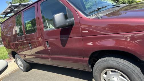 2009 Ford E250 Base