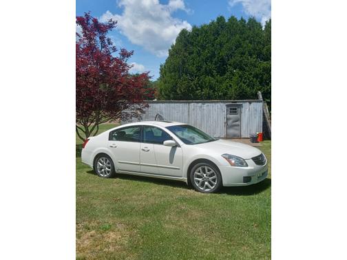 White 2008 Nissan Maxima SL