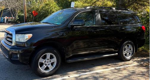 Black 2013 Toyota Sequoia SR5