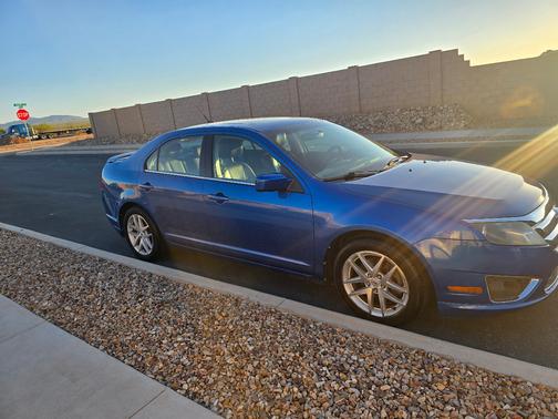 Blue 2012 Ford Fusion SEL