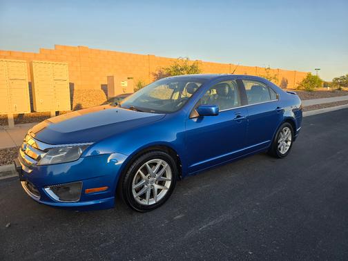 Blue 2012 Ford Fusion SEL