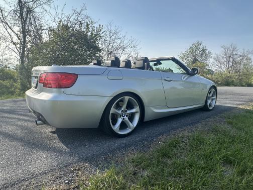 2011 BMW 335 i