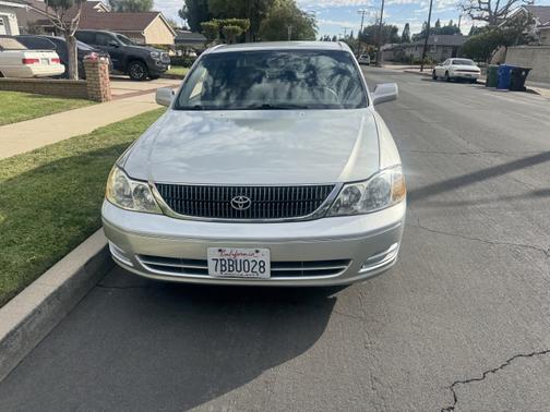 2001 Toyota Avalon XL