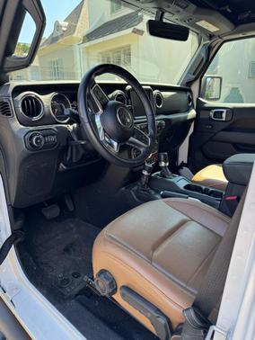 White 2022 Jeep Wrangler Unlimited Sahara
