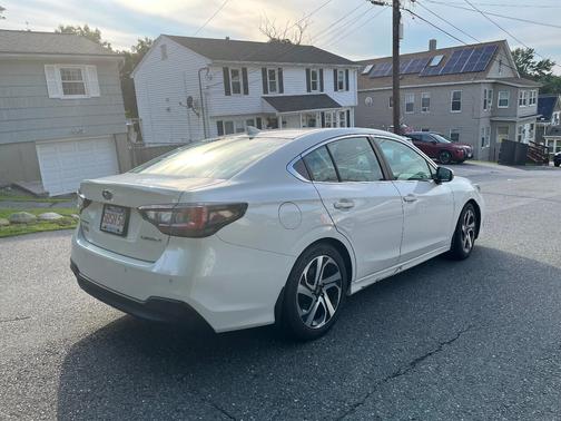 White 2021 Subaru Legacy Limited