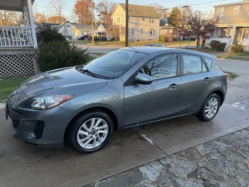 2013 Mazda Mazda3 i Touring