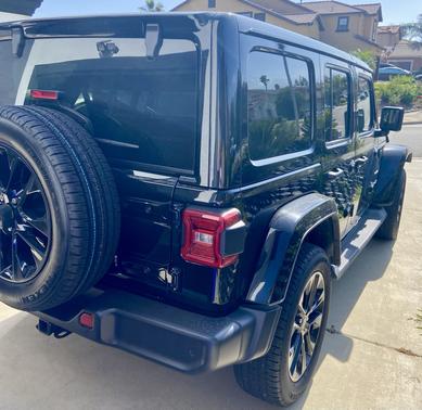 2024 Jeep Wrangler 4xe Sahara