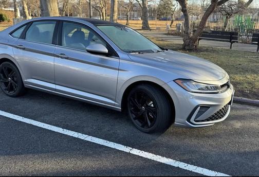 2025 Volkswagen Jetta SE