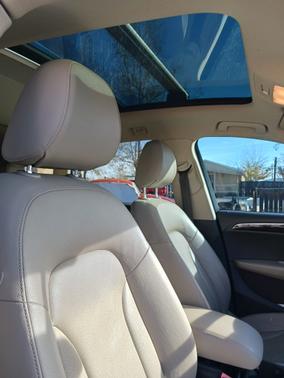 2012 Audi Q5 2.0T Premium Plus