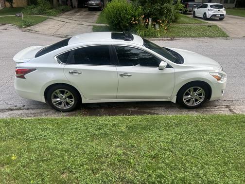 2015 Nissan Altima 2.5 SV