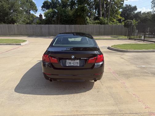 Black 2011 BMW 535 i