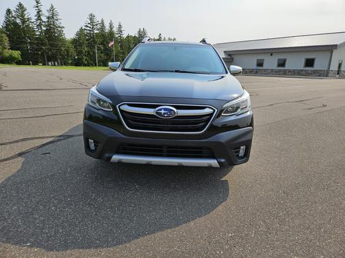 2021 Subaru Outback Touring XT