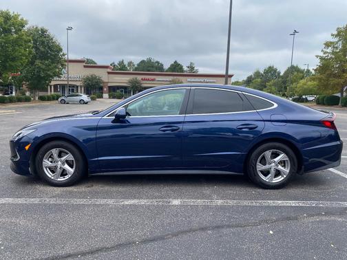 Blue 2021 Hyundai SONATA SE