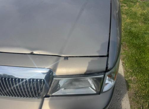 Beige 2005 Mercury Grand Marquis GS