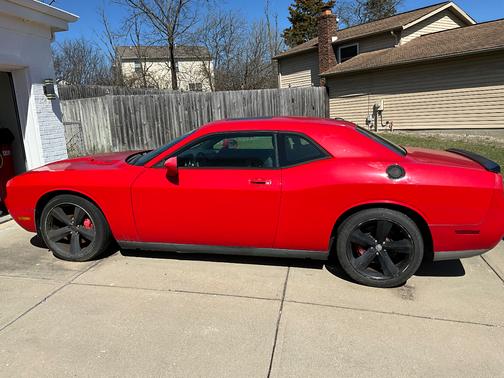 2009 Dodge Challenger SRT8