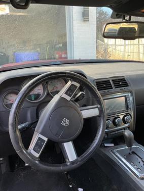 2009 Dodge Challenger SRT8