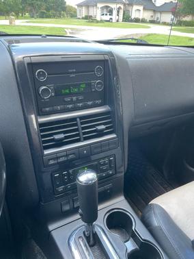 Silver 2008 Ford Explorer Sport Trac Limited