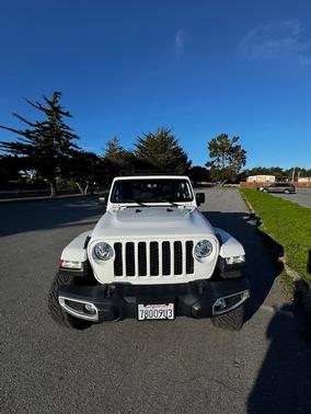 2023 Jeep Gladiator Sport S 