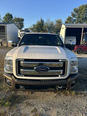 White 2015 Ford F-350 King Ranch