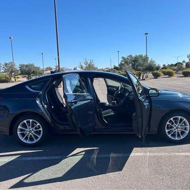 Black 2020 Ford Fusion Hybrid SE