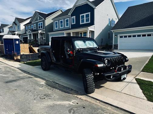 Black 2022 Jeep Gladiator Rubicon