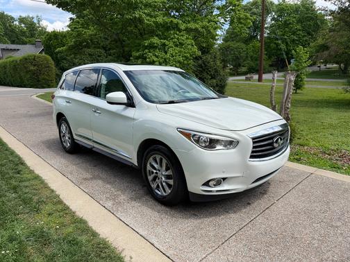 White 2013 INFINITI JX35 Base