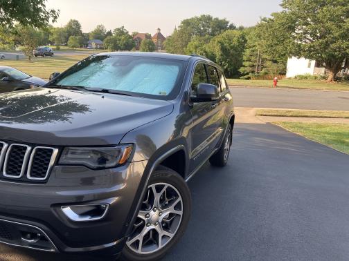2018 Jeep Grand Cherokee Sterling Edition