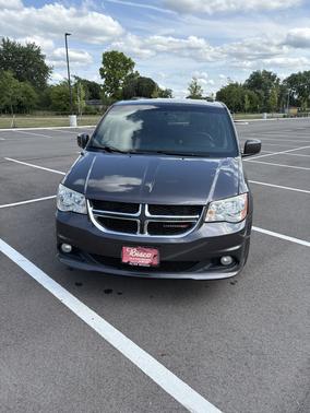 Gray 2017 Dodge Grand Caravan SXT