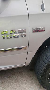 2017 RAM 1500 SLT