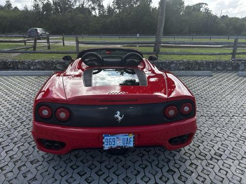 2004 Ferrari 360 Spider Base