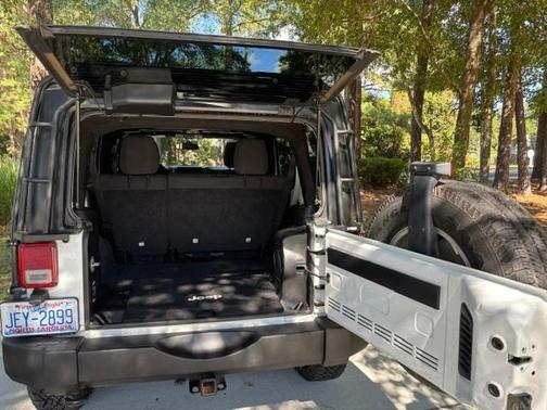 White 2012 Jeep Wrangler Unlimited Sport