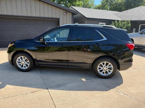 Black 2019 Chevrolet Equinox 1LT