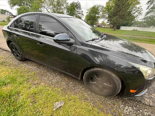 Black 2012 Chevrolet Cruze LT