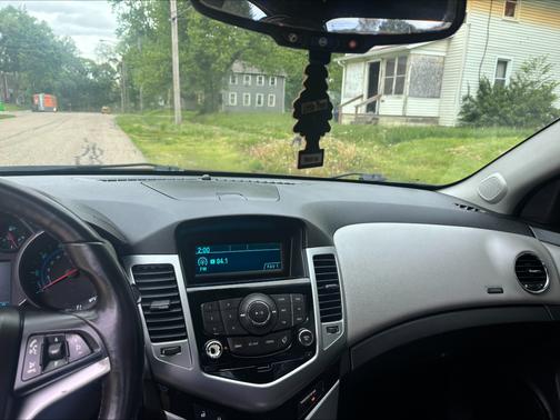 Black 2012 Chevrolet Cruze LT