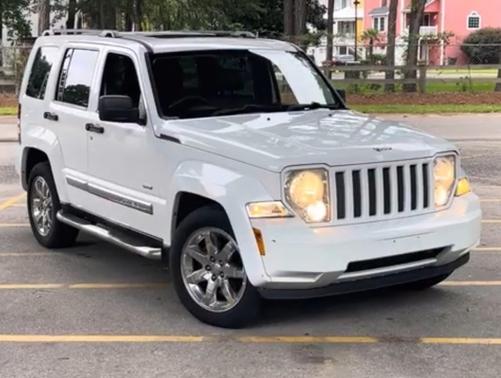 White 2012 Jeep Liberty Sport