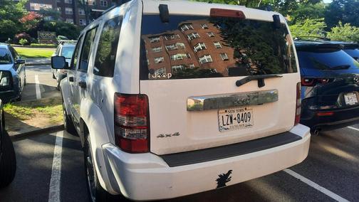 White 2012 Jeep Liberty Sport