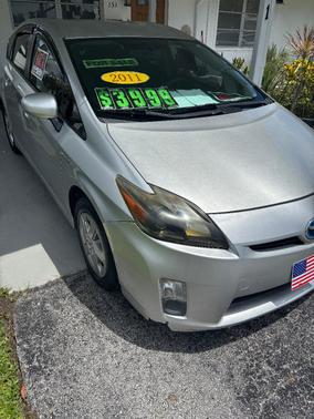 Silver 2011 Toyota Prius II